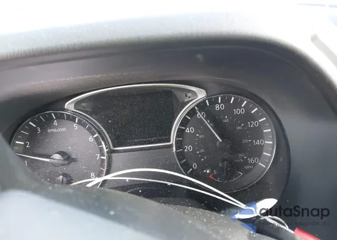 2019 Nissan Pathfinder Platinum z USA, uszkodzony, nr VIN 5N1DR2MM8KC649042